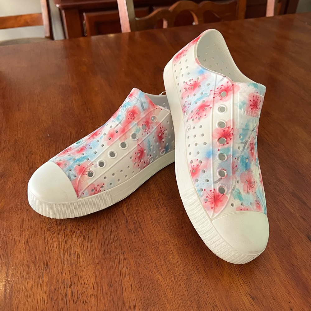 Woman’s size 9